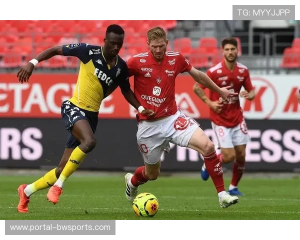 洛里昂与布雷斯特三球激战成平 埃比姆贝建功索马诺替补救主